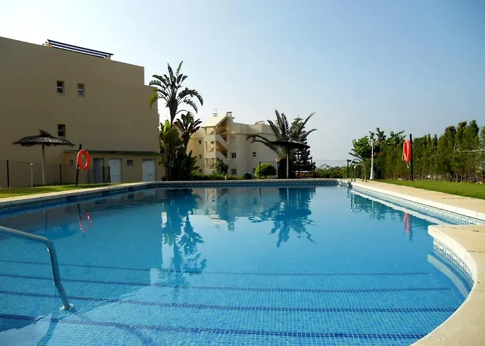 Elegant In Marbella, 80 M² With Shared Pool 公寓 *