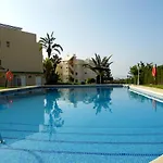 Elegant In Marbella, 80 M² With Shared Pool Apartman *