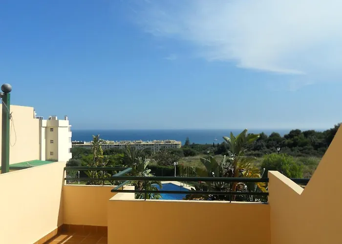 Elegant In Marbella, 80 M² With Shared Pool Апартаменты *